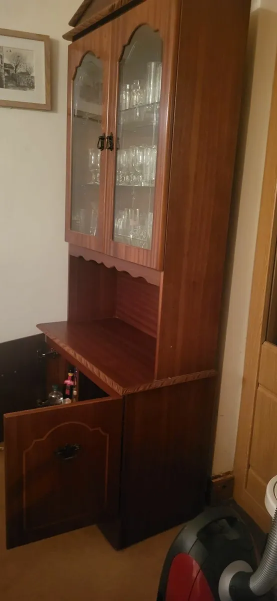 Cabinet - Image 3