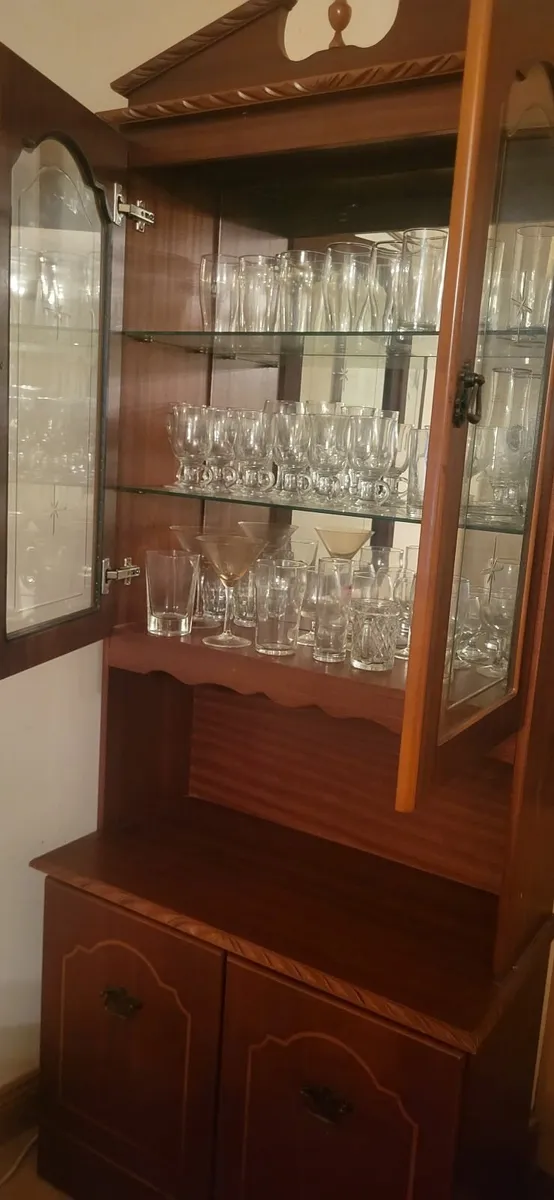 Cabinet - Image 4