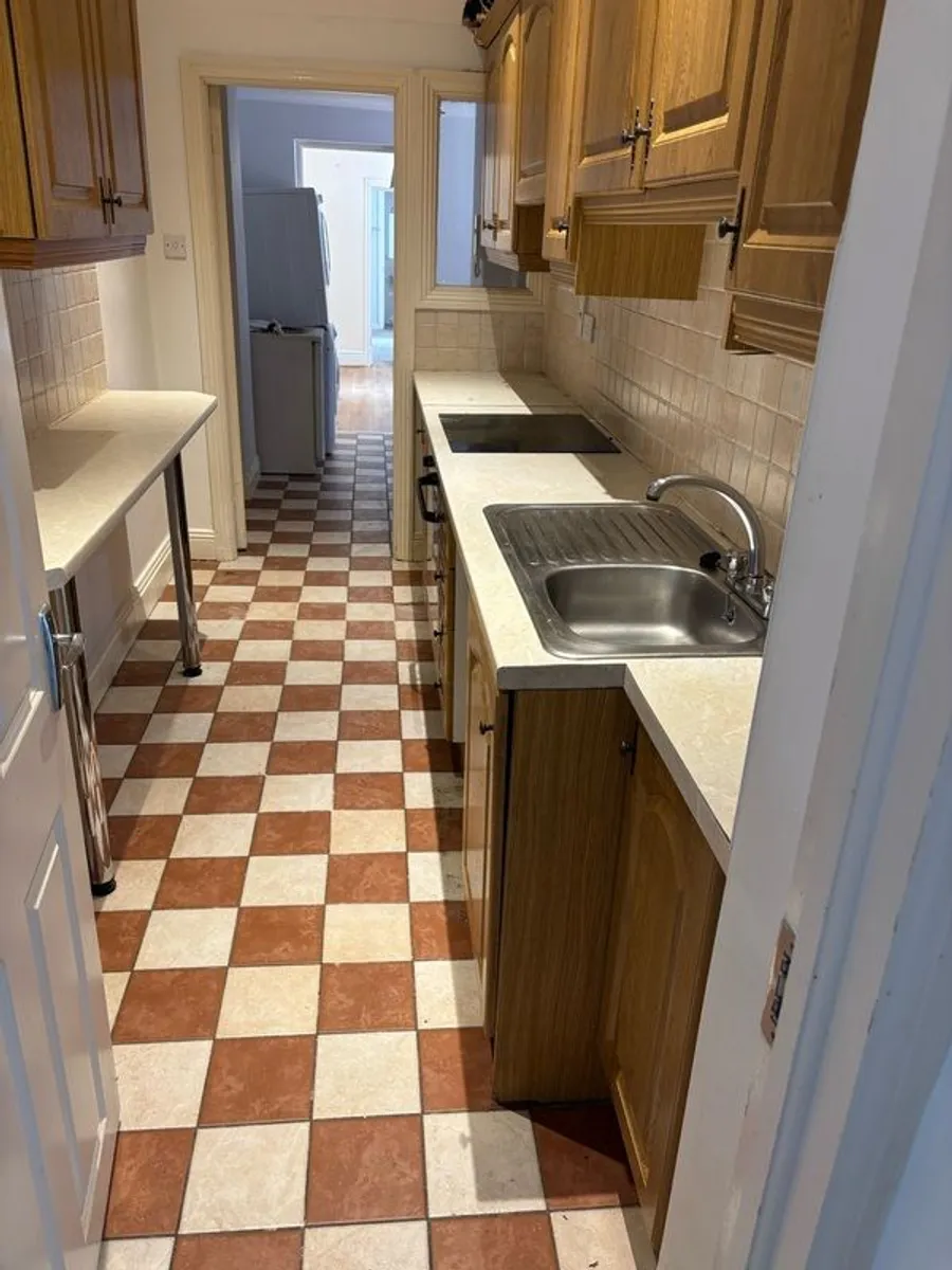 Kitchen - Image 1