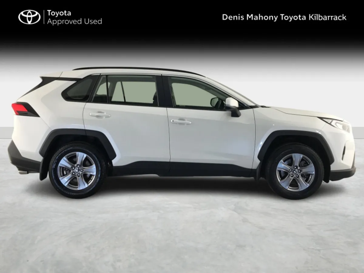 Toyota RAV4 RAV4 HYBRID LUNA 4DR AUTO - Image 3