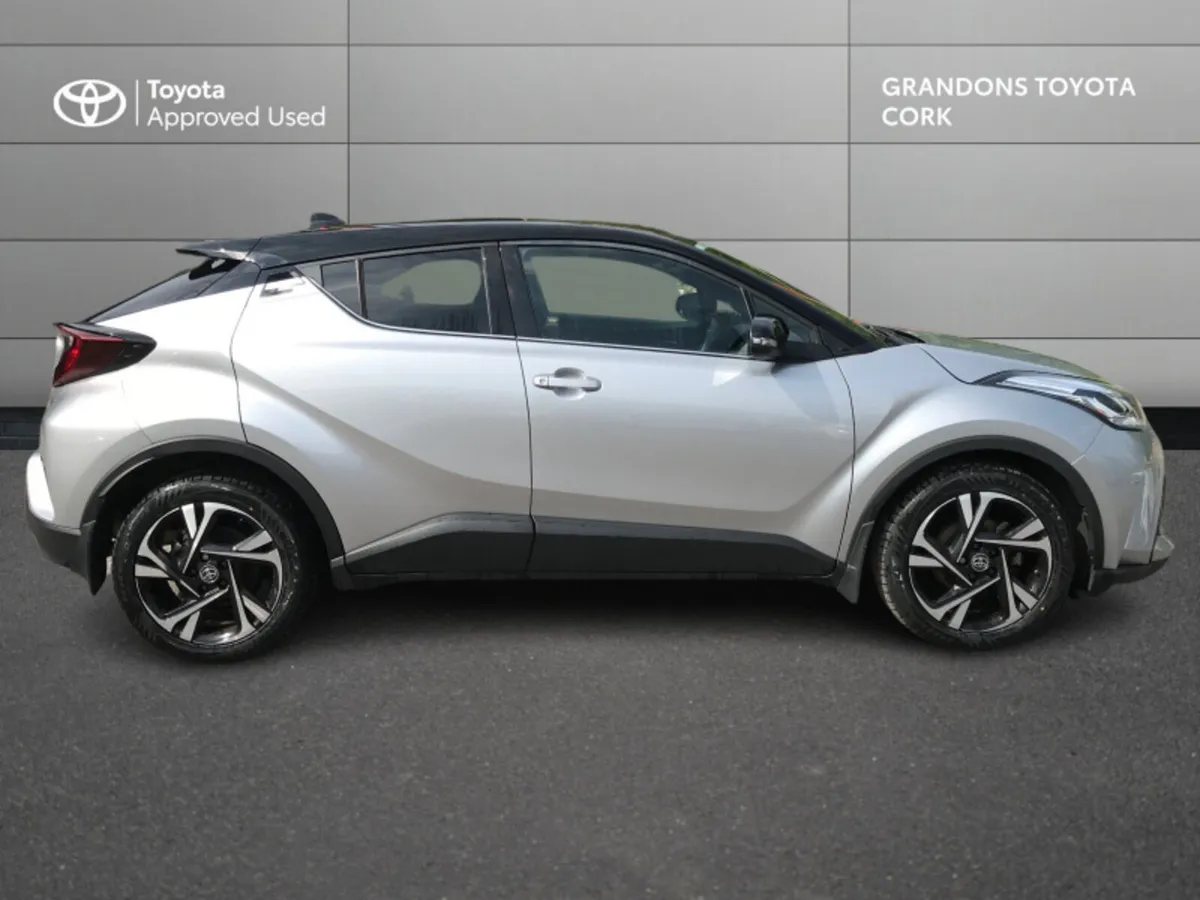 Toyota C-HR SPORT BI-TONE *LOW MILEAGE* - GRANDONS - Image 3