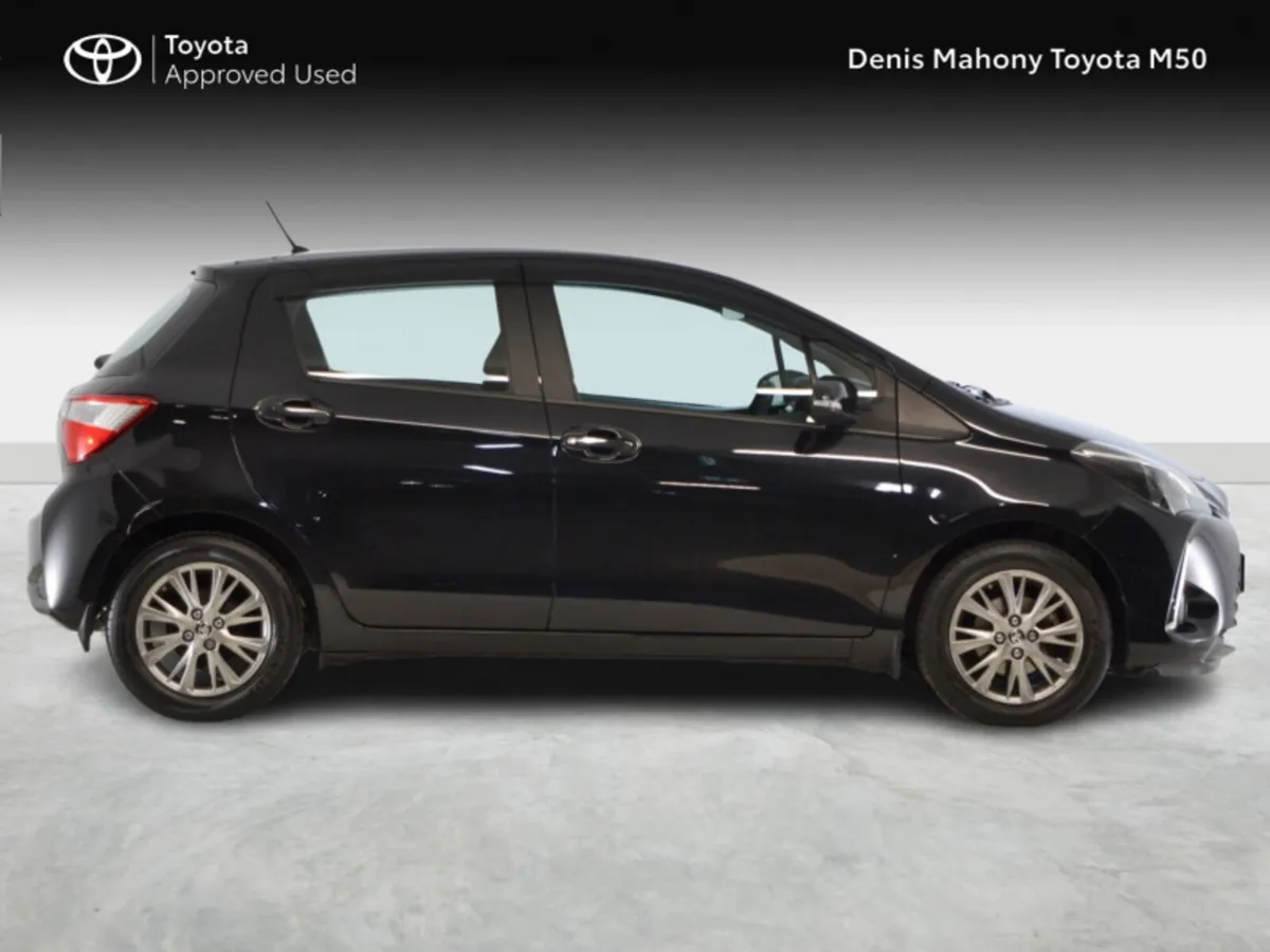 Toyota Yaris 1.0 Luna 4DR - Image 3