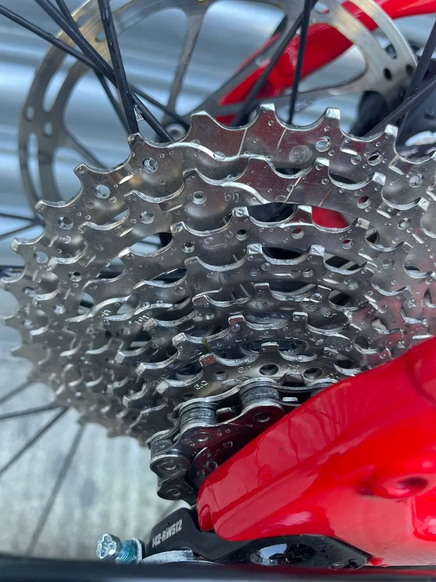Scott speedster 30 road bike (brand new) - Image 3