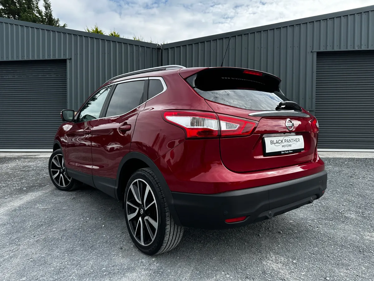 Nissan Qashqai 171’ TEKNA LOW MILEAGE/HIGH SPEC - Image 3