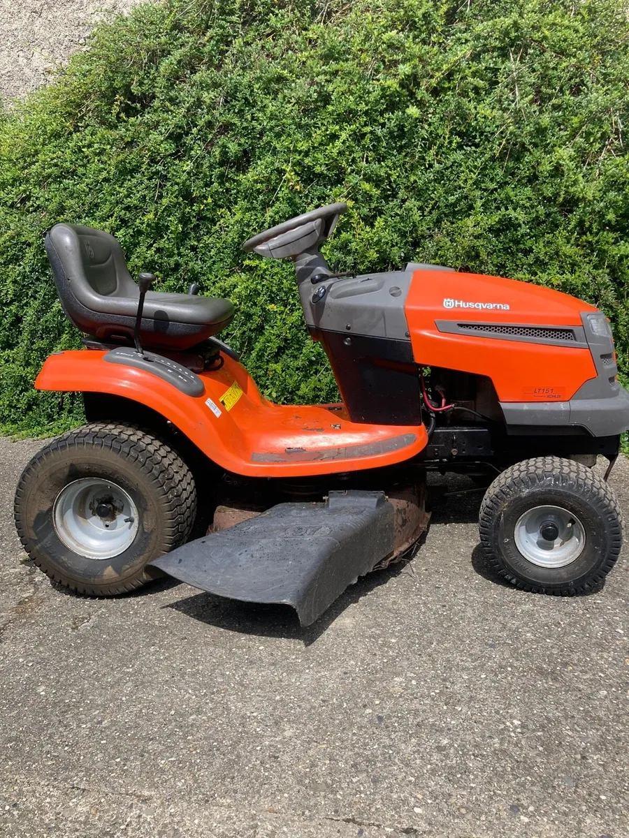 Ride on Lawn mower - Image 2