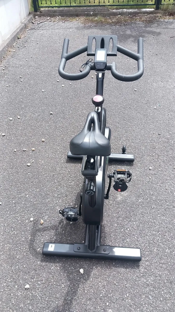 exercise bike - Image 3