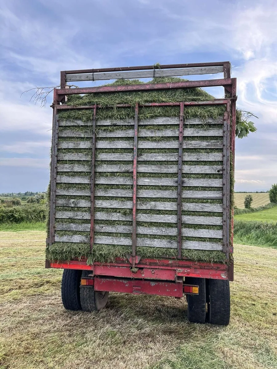 15 by 8 silage trailer - Image 2