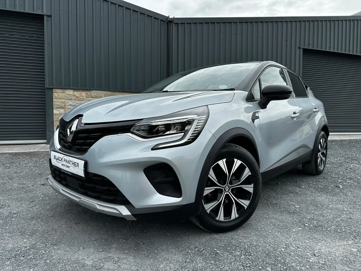 Renault Captur 231’ Evolution SPOTLESS/LOW MILEAGE - Image 2