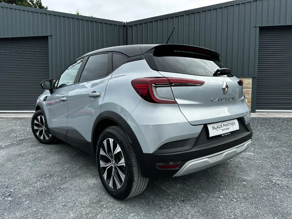 Renault Captur 231’ Evolution SPOTLESS/LOW MILEAGE - Image 3