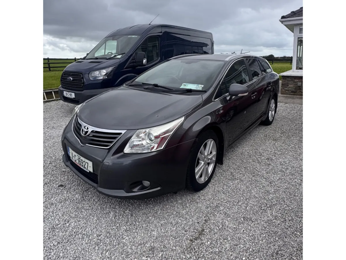 Toyota Avensis 2.2 D-CAT T4 AUTOMATIC - Image 2