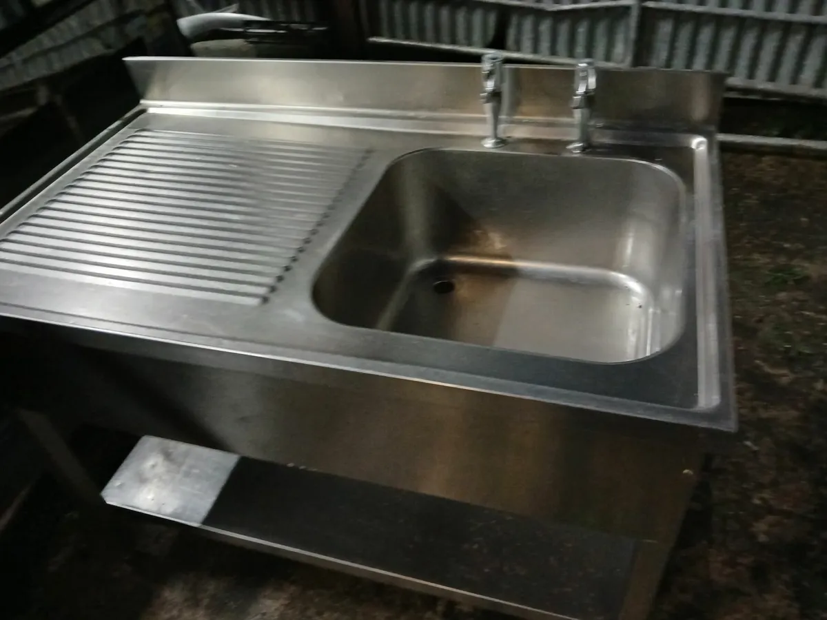 Stainless steel commercial sink unit delivered - Image 1