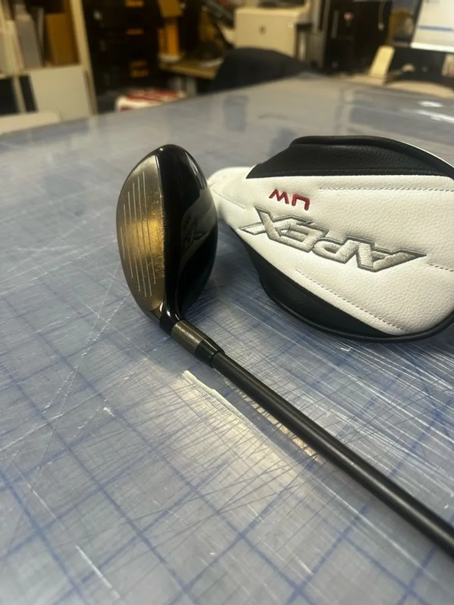Callaway uw hybrid wood,, 17 degree, free delivery - Image 3