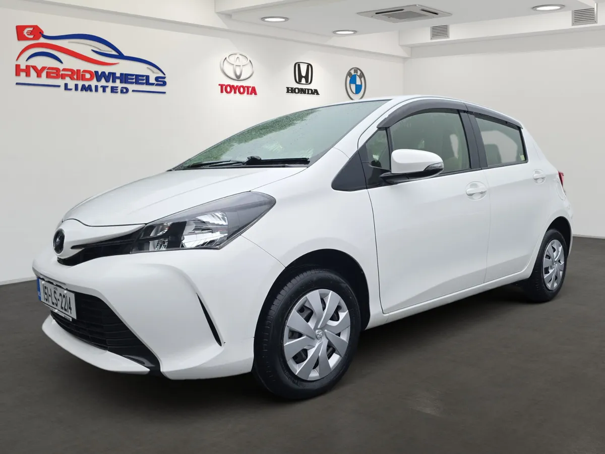 Toyota Vitz 2015 Automatic - Low mileage - Image 2