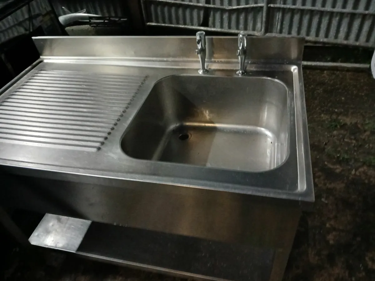 Stainless steel..cabbinet commercial sink .. - Image 2