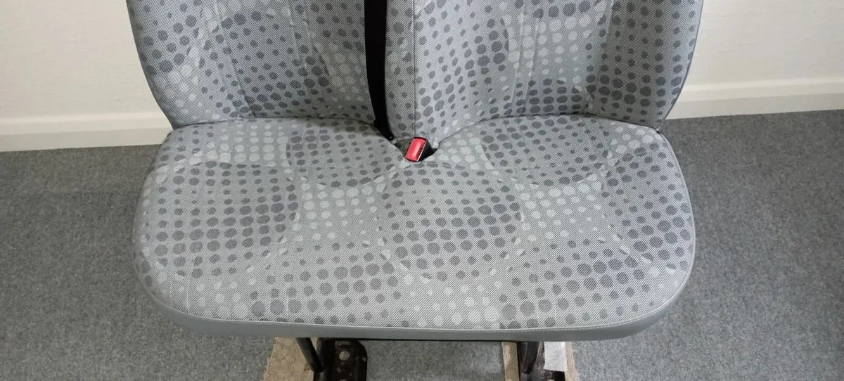 Van seat - Image 2