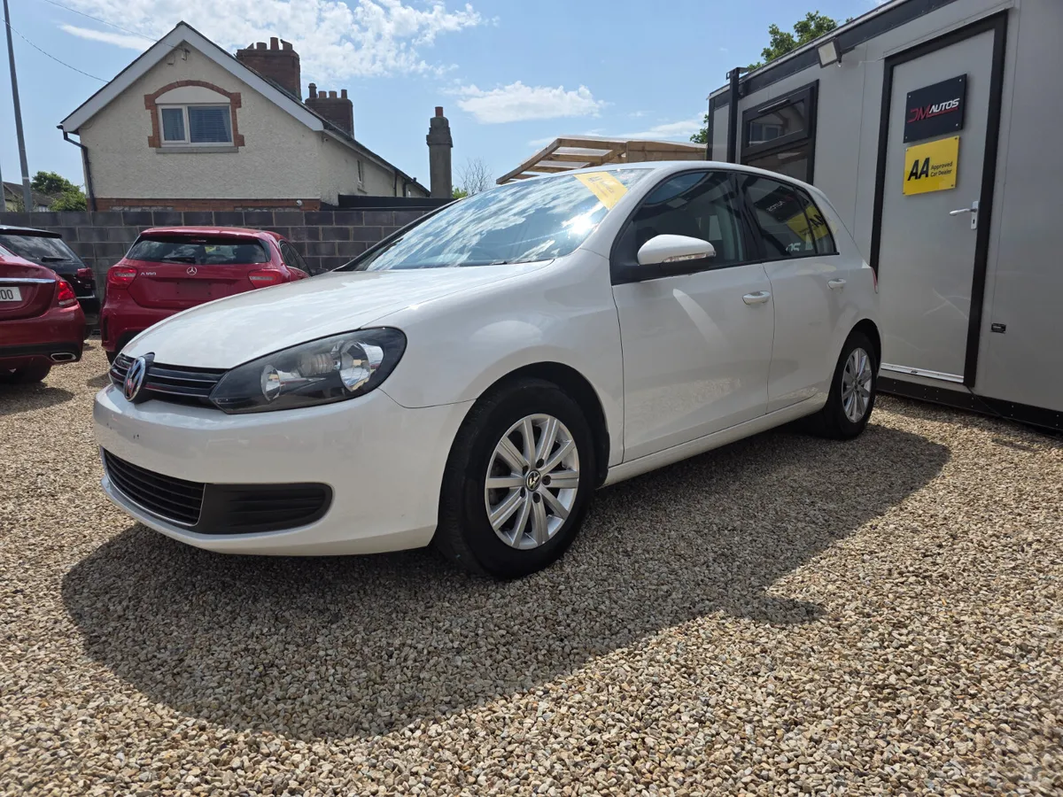 Volkswagen Golf Automatic - Image 1