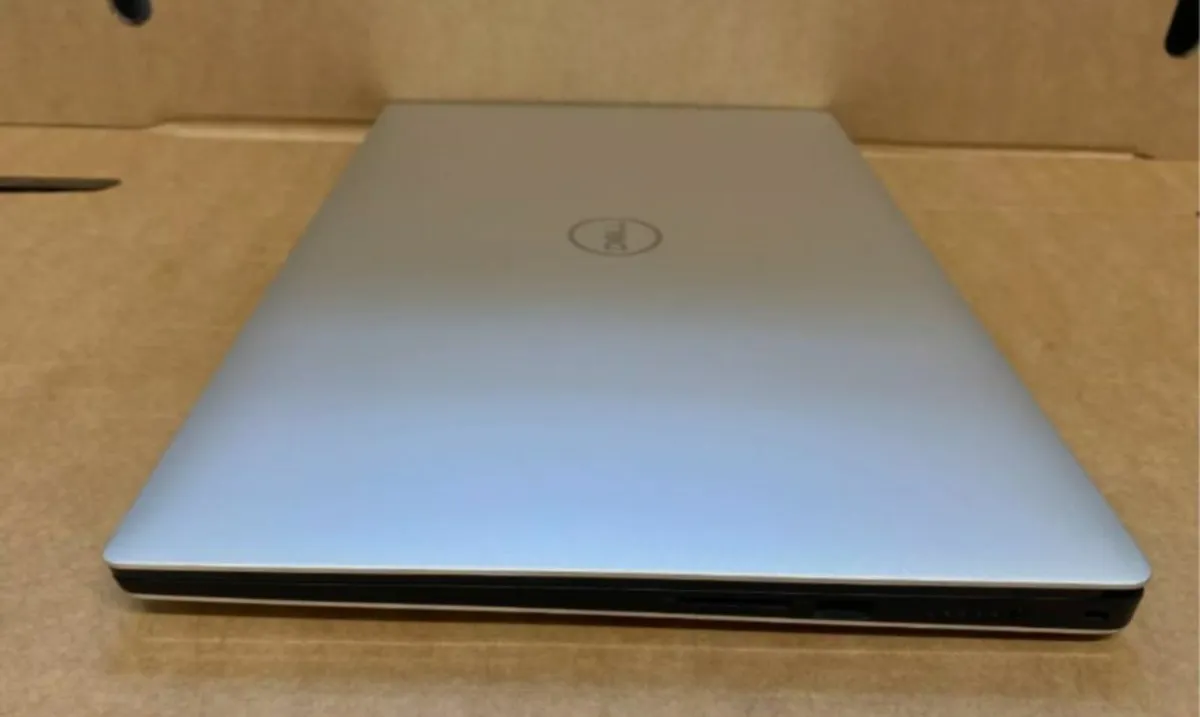 Dell Precision 5540 15.6"" Gaming XEON 16GB 512GB - Image 4