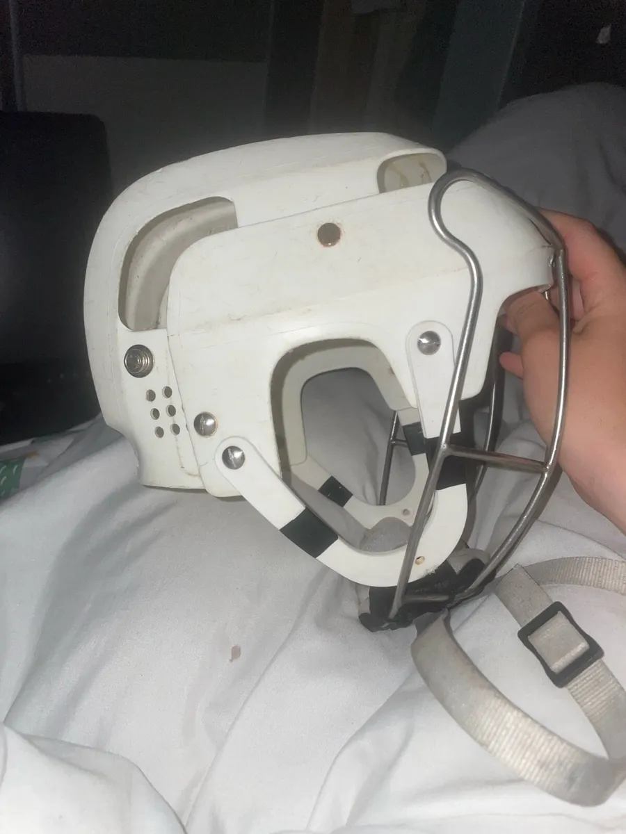 Old style white cooper hurling helmet - Image 2