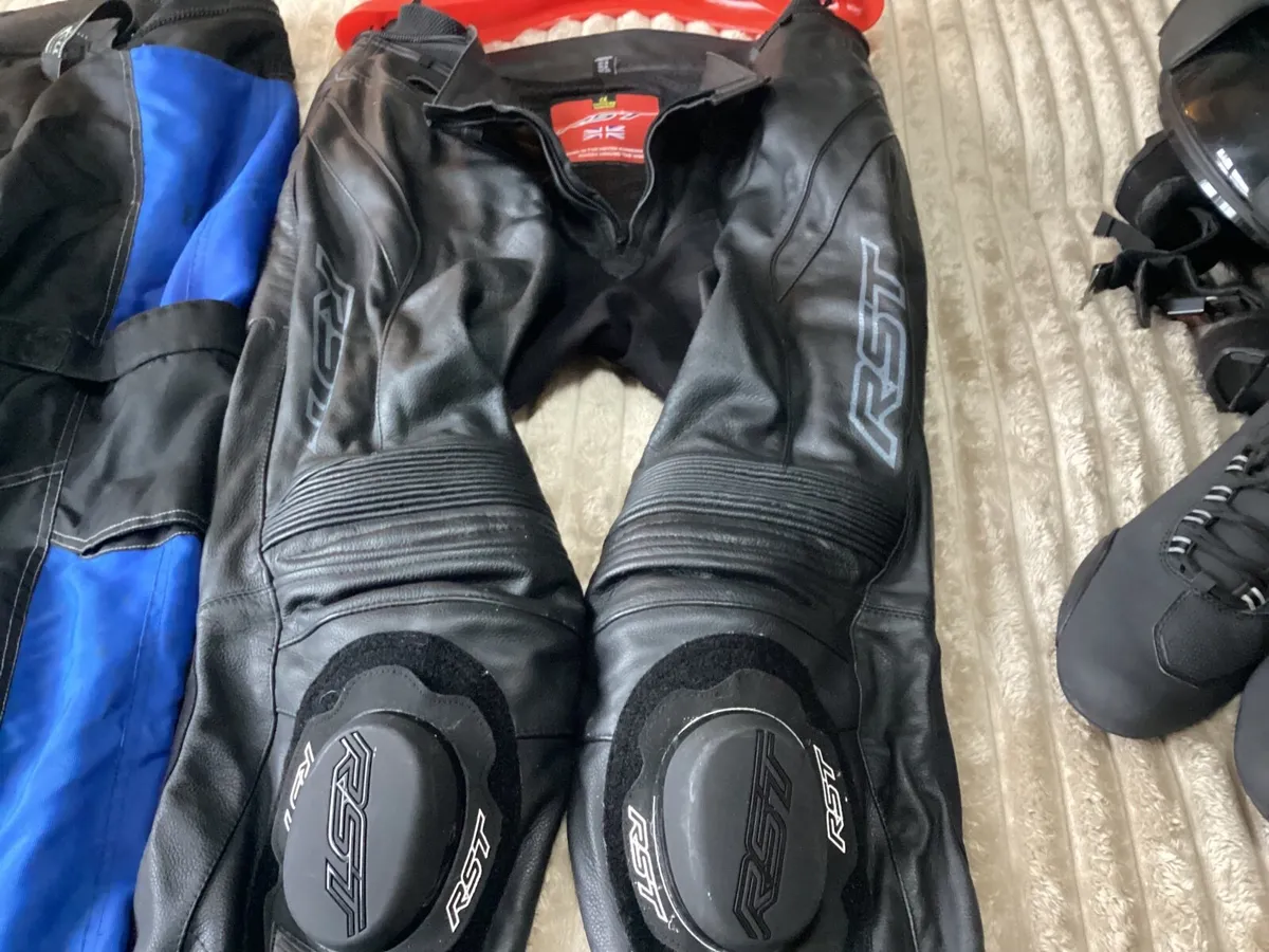 BOOTS + LEATHERS - Image 3