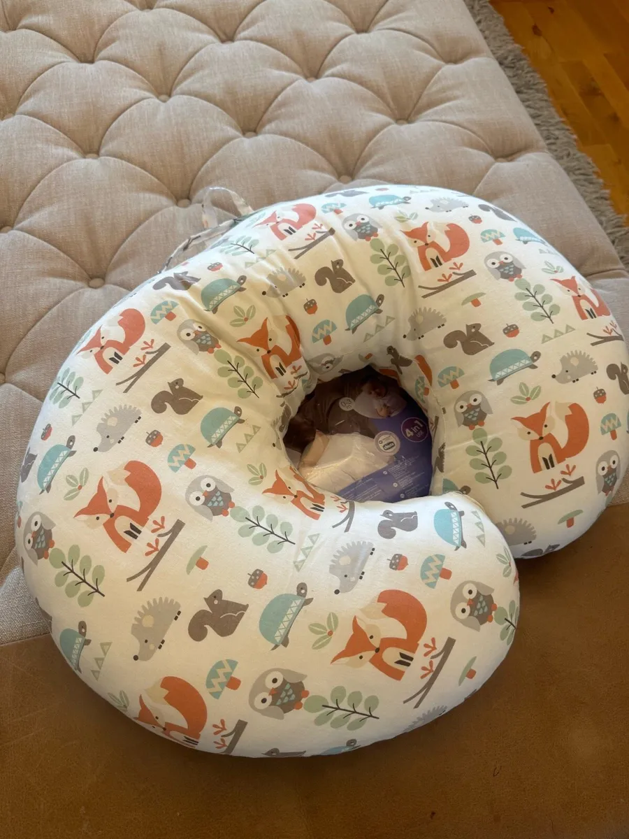 Boppy feeding pillow - Image 2