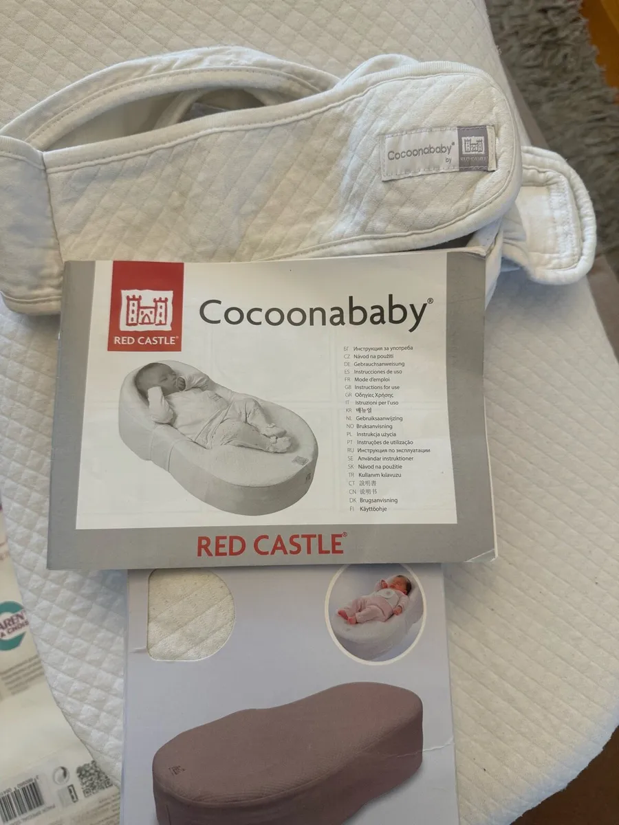 Red Castle Cocoonababy with two fitted sheets - Image 3