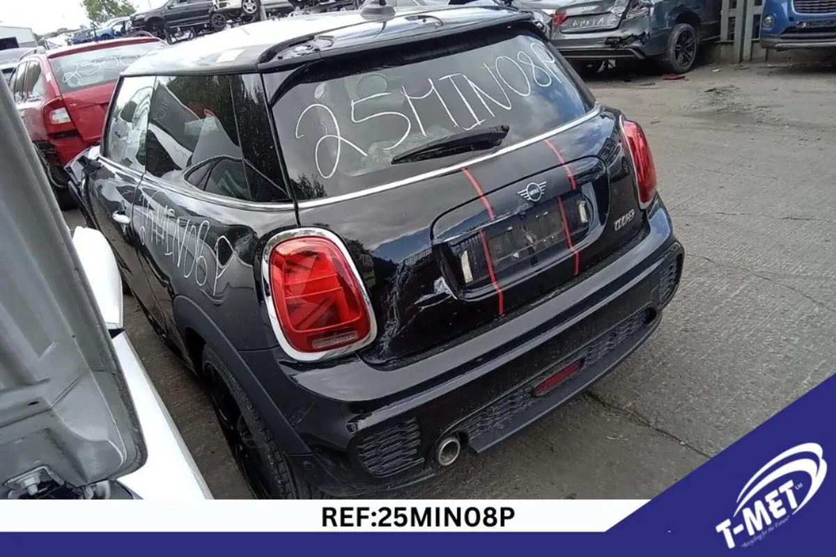 2020 MINI COOPER SPORT BREAKING FOR PARTS - Image 1