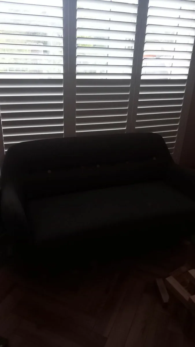 3/4 seater couch - Image 1