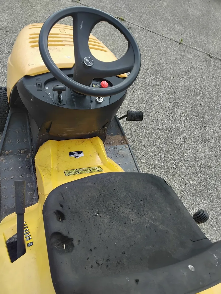 Tiga tractor 13.5 hp ried on mower priced - Image 2
