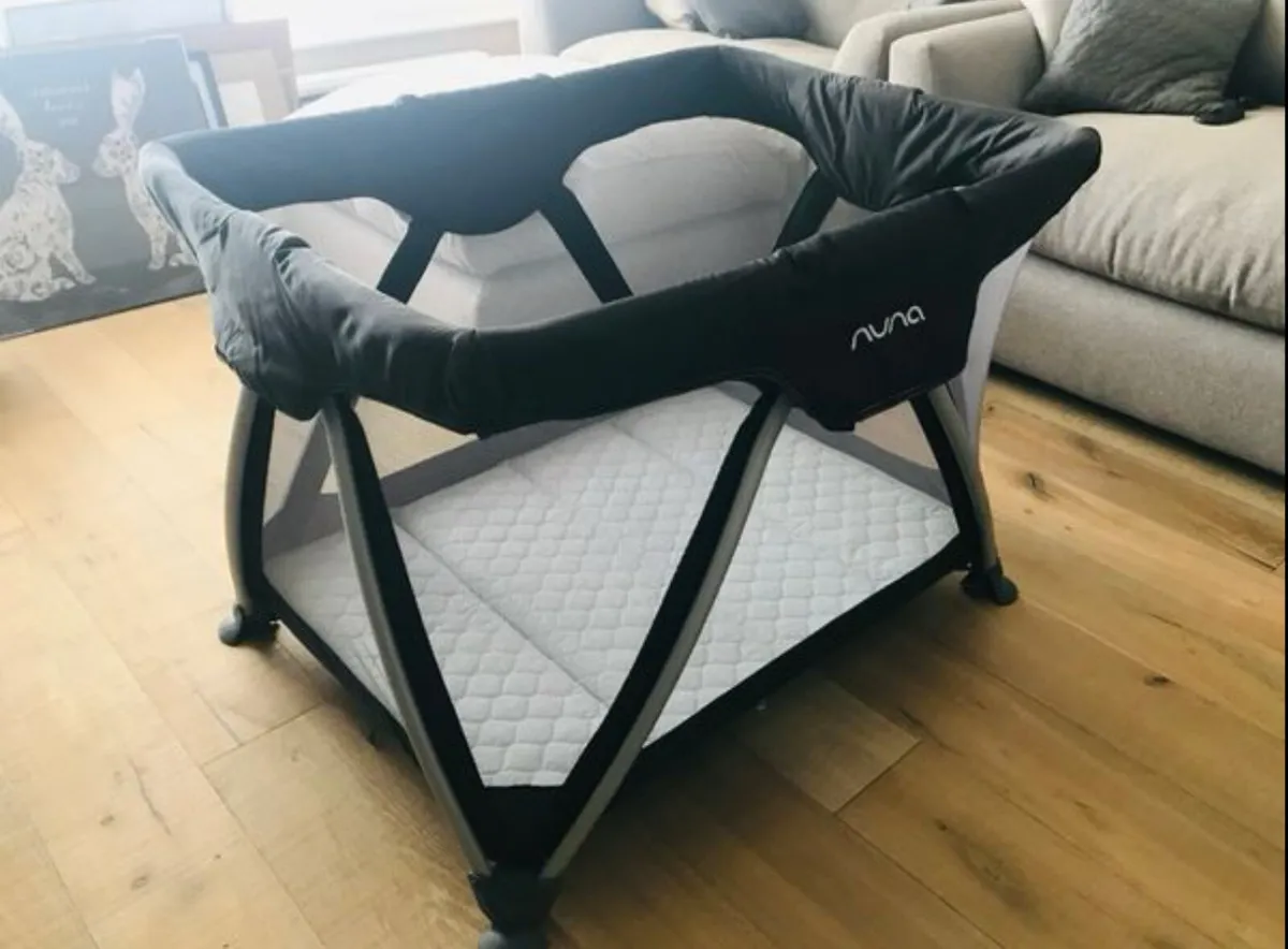 Nuna Travel Cot and The Little Sheep Mattress - Image 1
