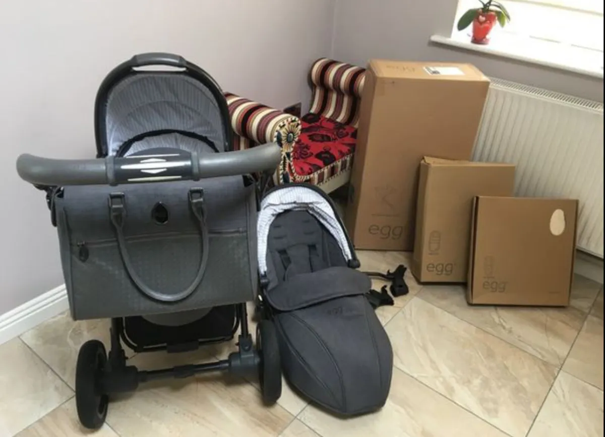 Egg Buggy - Car Cot, Two seats and multiple extras - Image 1