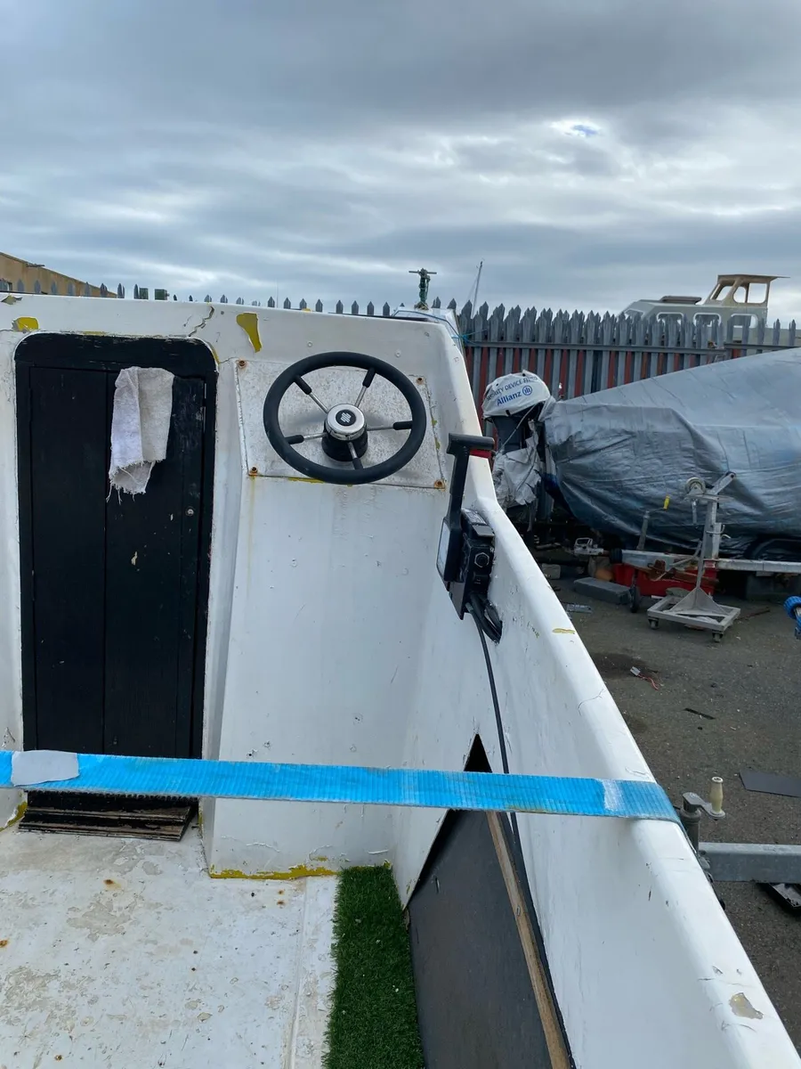 Project Boat Microplus 502 - Image 4