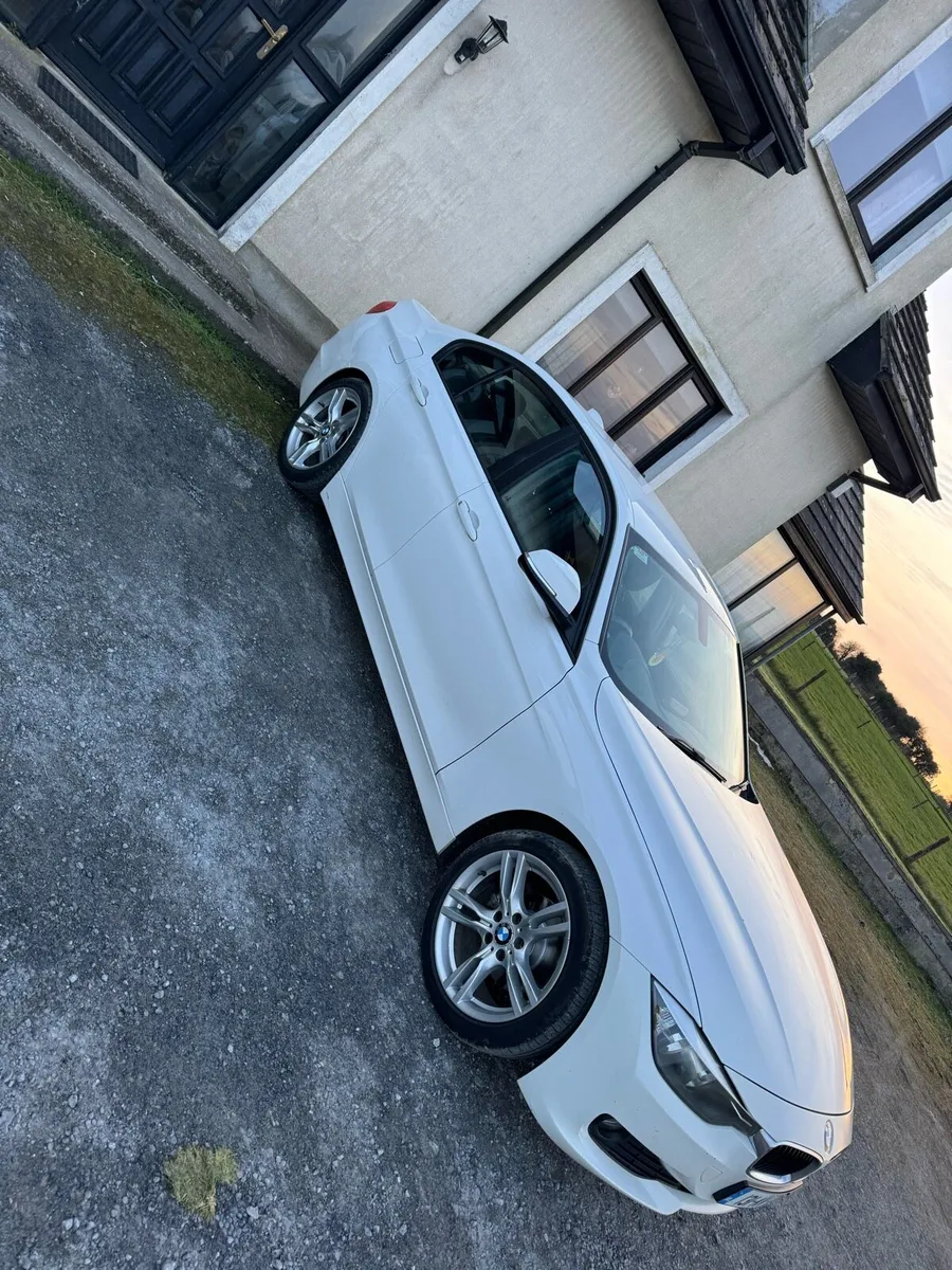 BMW 320d AUTOMATIC - Image 2