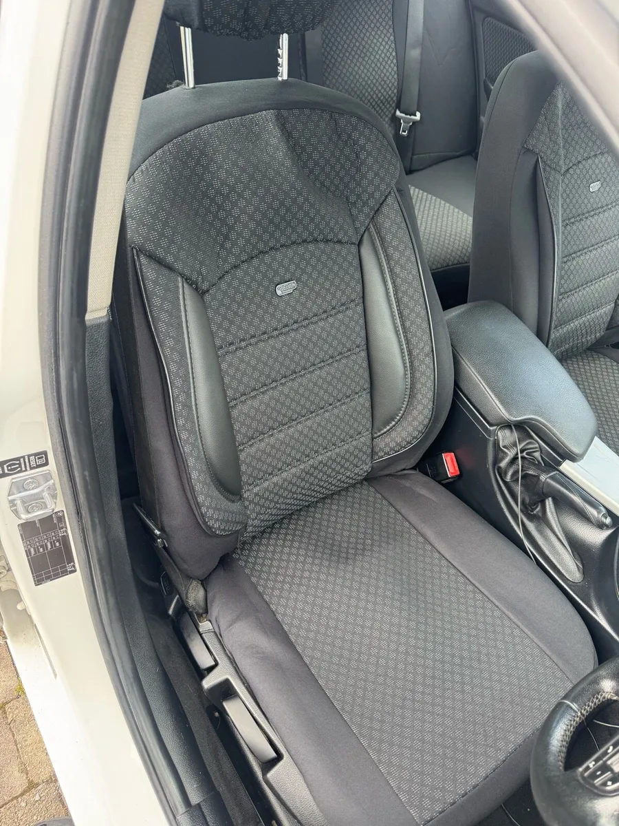 BMW 320d AUTOMATIC - Image 4