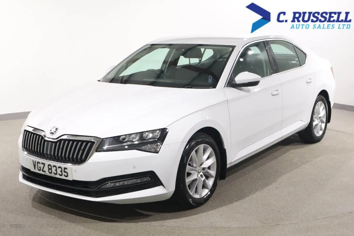 Skoda Superb Diesel Hatchback - Image 1