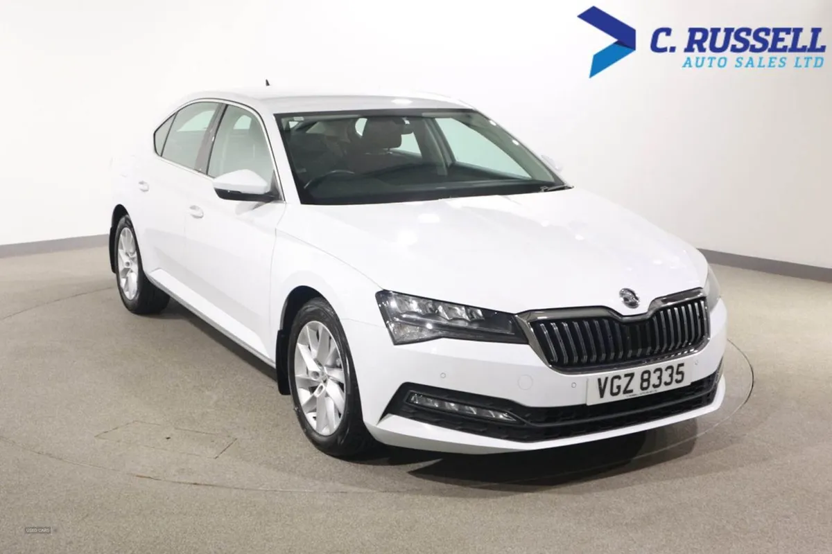 Skoda Superb Diesel Hatchback - Image 3