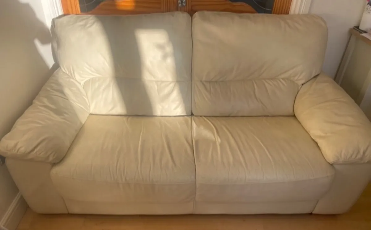3 seater sofa -FREE - Image 2