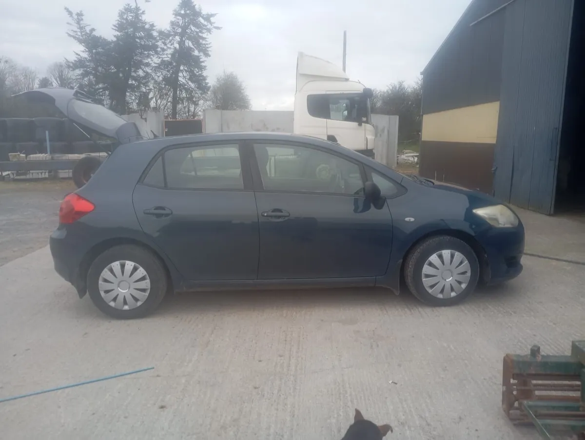 Toyota Auris 2007 - Image 3