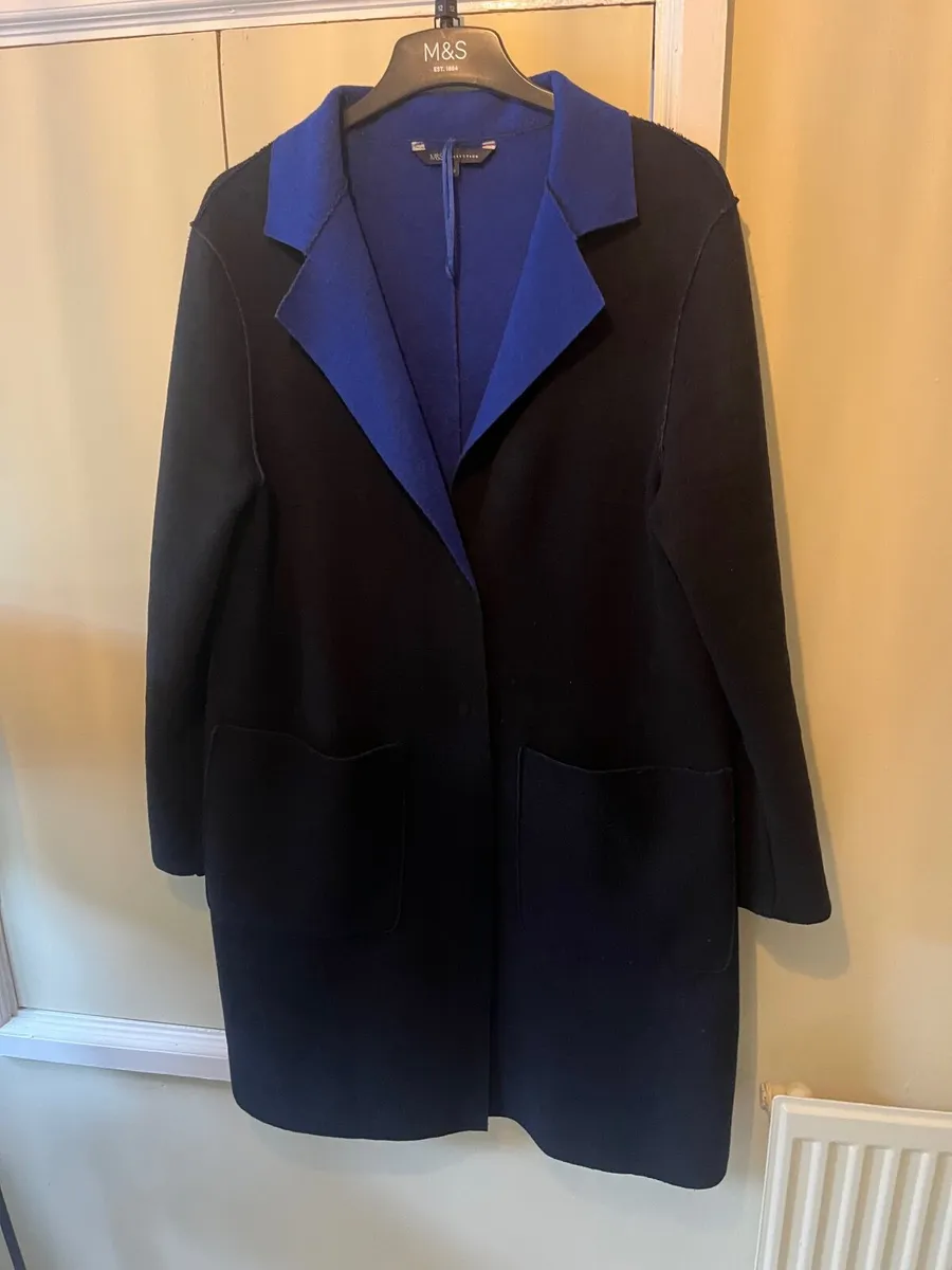 Gorgeous M&S two toned Coat - Image 1