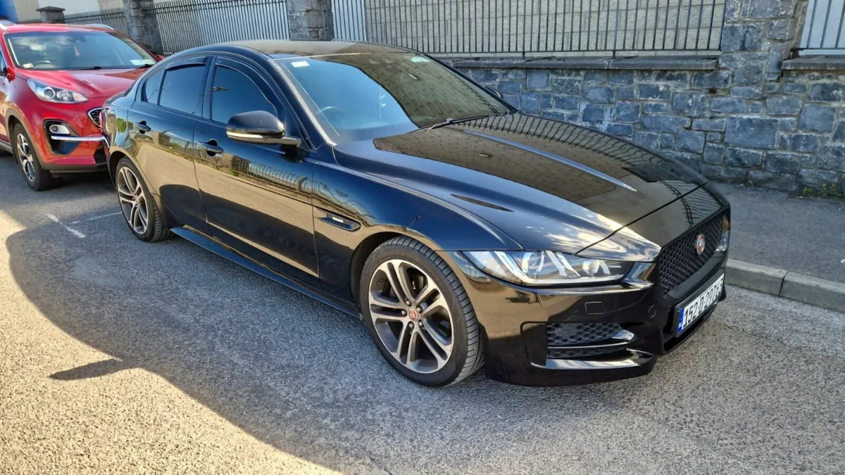 Jaguar XE R-Sport 2L D 2015 Auto *Price Negotiable - Image 4
