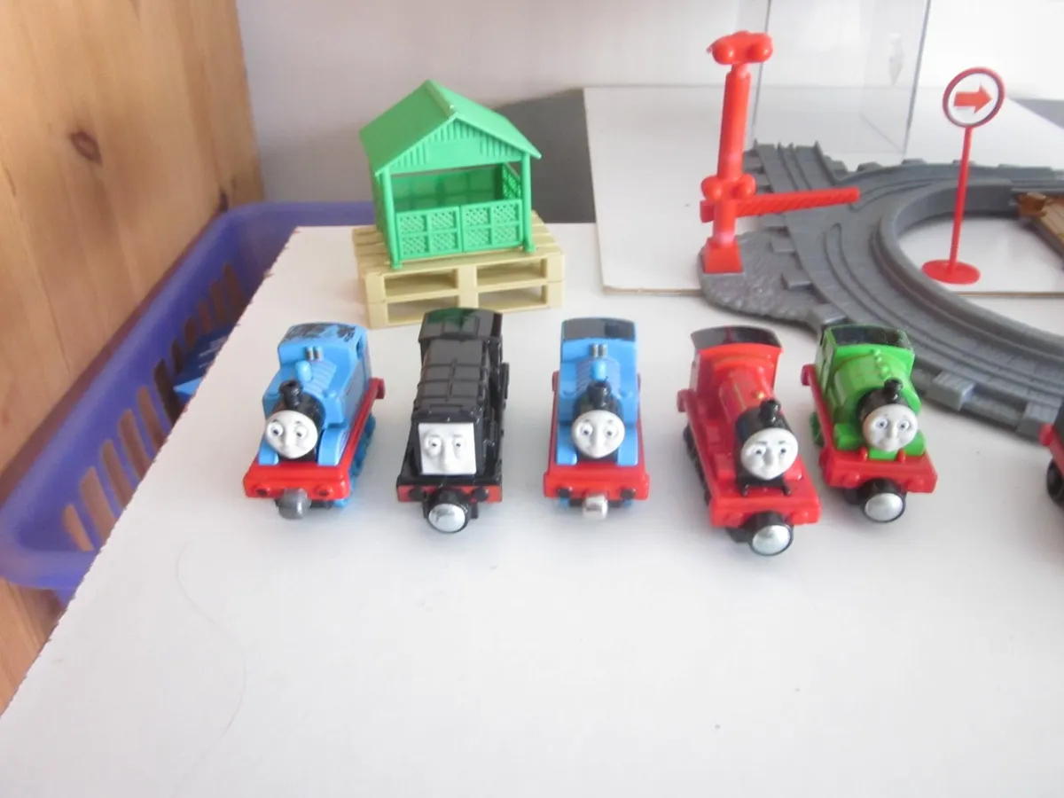 Thomas the Tank Engine Bundle - Image 3