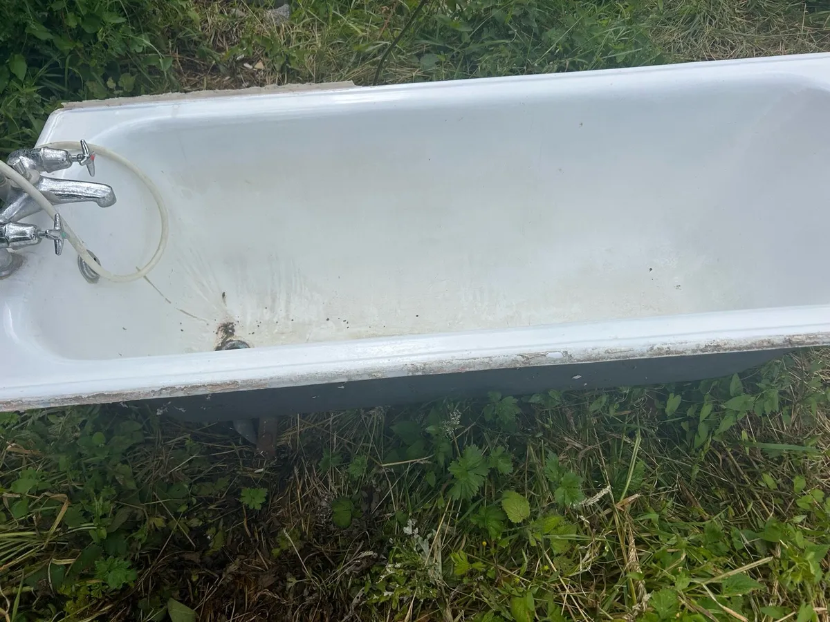 Cast Iron baths - Image 2
