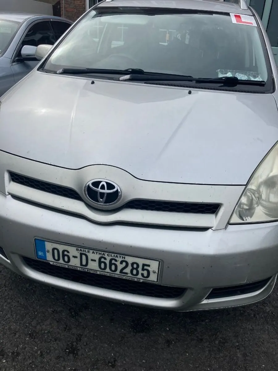 2006 Toyota Corolla - Image 2