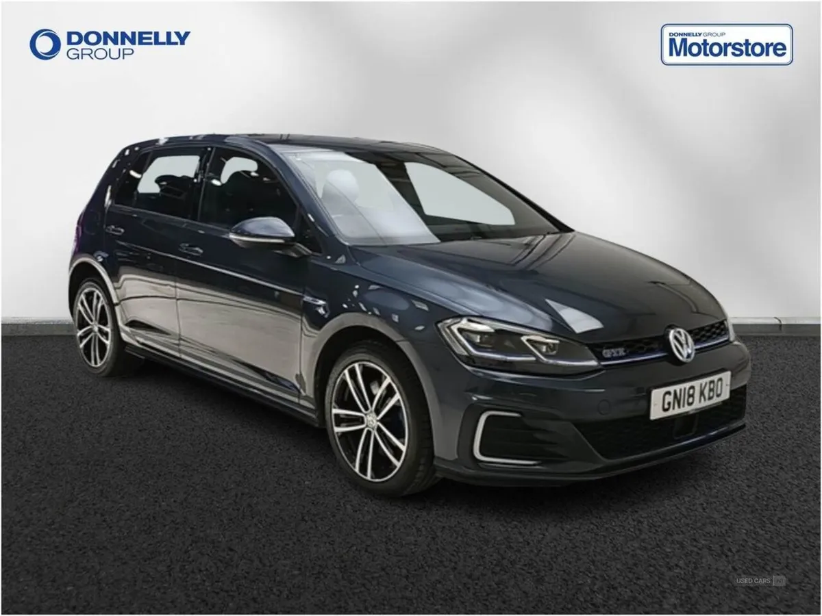 Volkswagen Golf 1.4 TSI GTE 5dr DSG - Image 1