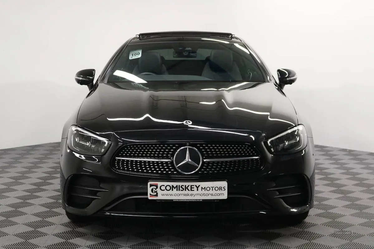 Mercedes-Benz E-Class E400d AMG Line Night Edition - Image 2