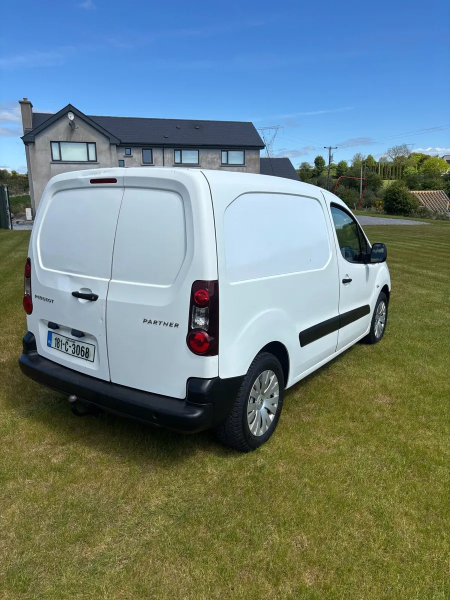 Peugeot Partner van - Image 4