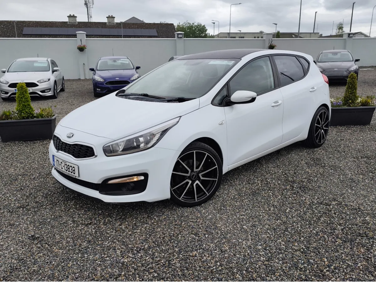Kia Ceed ONLY €55 P/W CEE'D 1.4 TX DIESEL 5DR - Image 4
