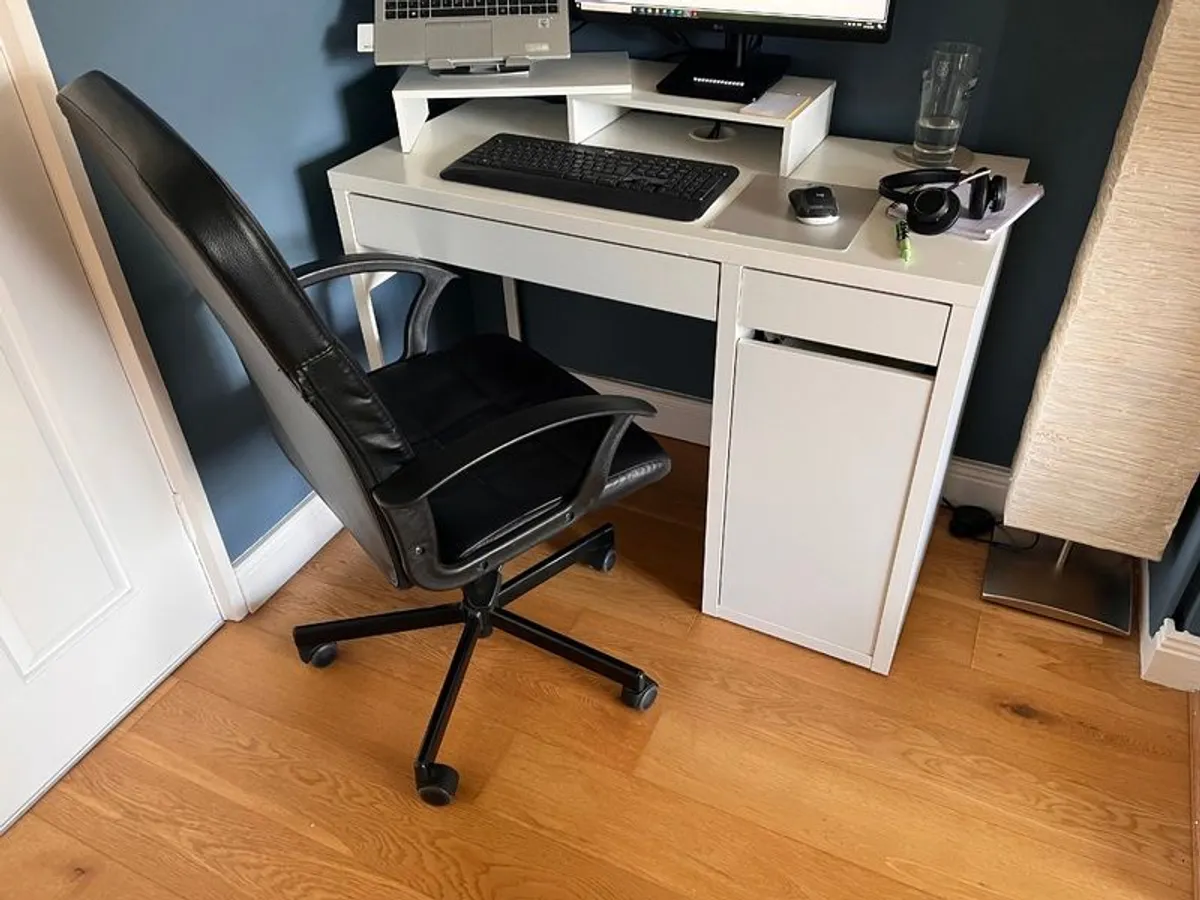 Office Desk & Chair - Image 1