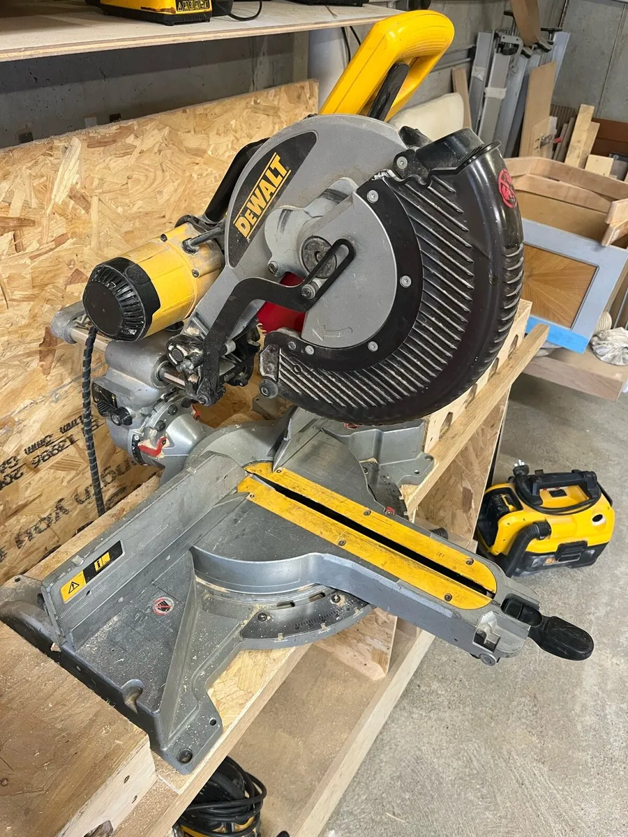 Mitre saw - Image 1
