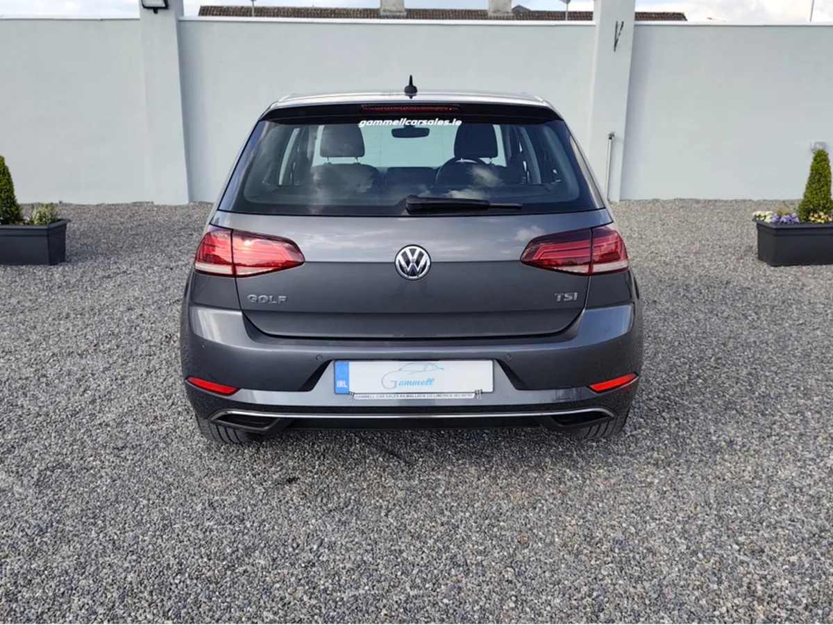 Volkswagen Golf LOW MILES MANUAL SE NAVIGATION TSI - Image 3