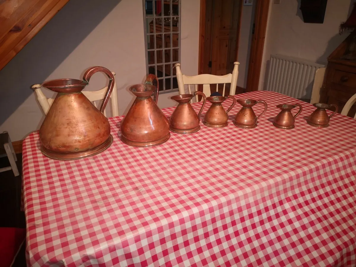 Antique Victorian Copper measuring jug set - Image 1